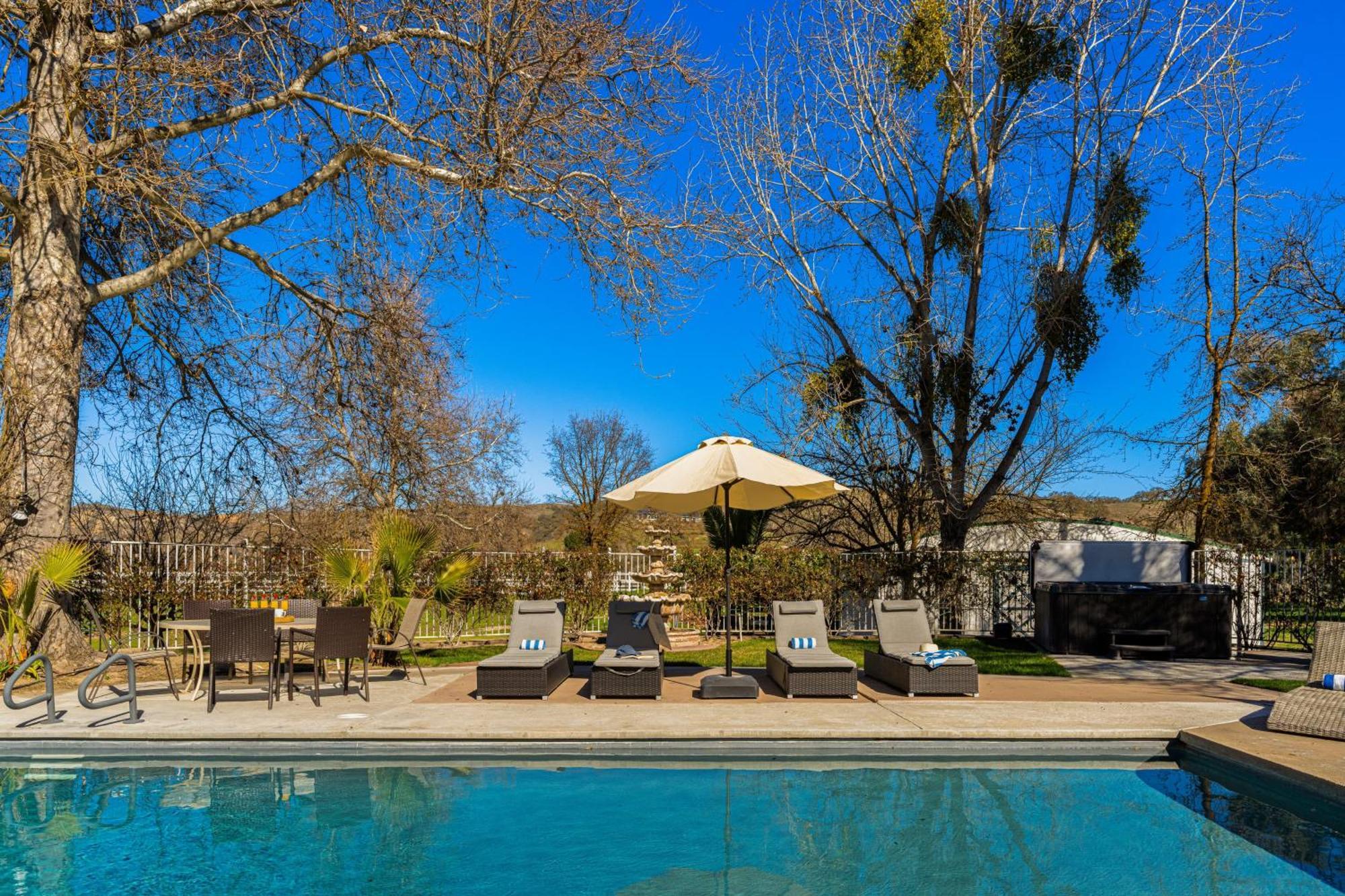 Victorian Manor In Paso Robles Wine Country Pool Hot Tub Firepit Tennis Court Sleeps 28 Екстер'єр фото